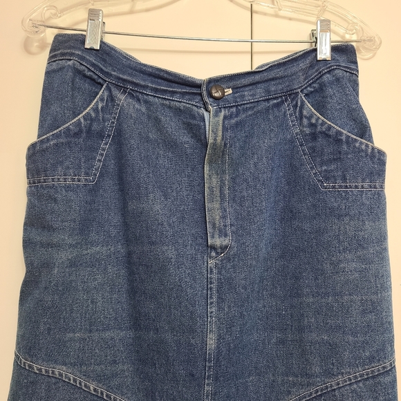 Size 14 Vintage Denim midi skirt - Picture 2 of 9